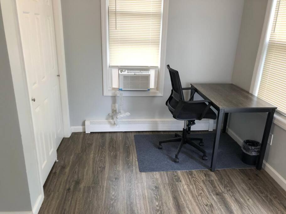 לינדן Private 2-Bedroom With Free Parking And Direct Bus To Nyc Manhattan Only 2 Blocks Away מראה חיצוני תמונה